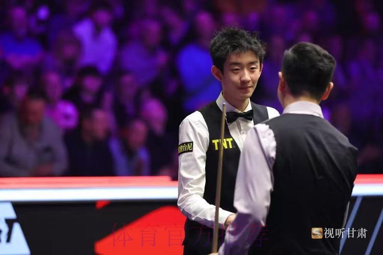 斯诺克大师赛:吴宜泽战胜肖国栋晋级四强 斯诺克大师赛:吴宜泽战胜肖国栋晋级四强